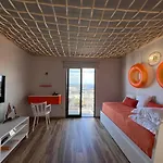 - Madeira