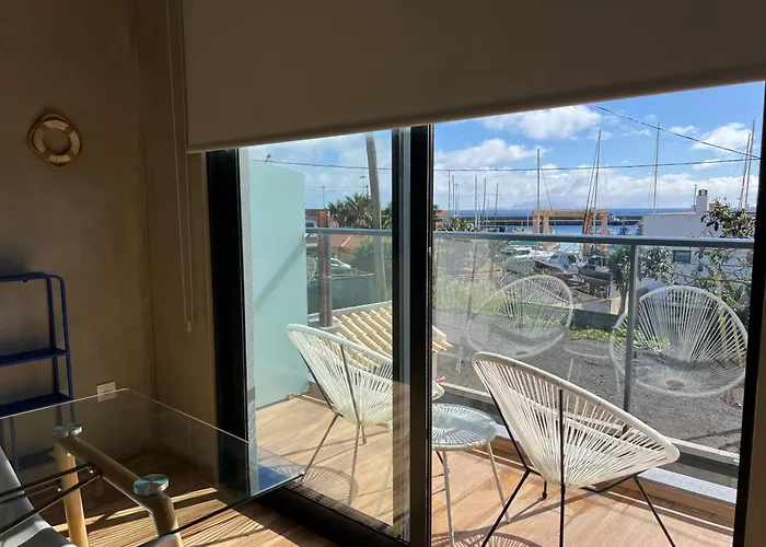 - Madeira * Canical (Madeira)