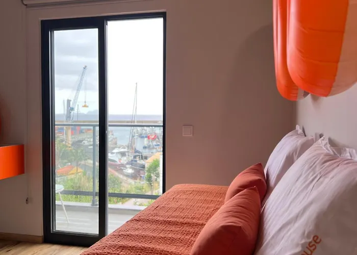 - Madeira * Canical (Madeira)